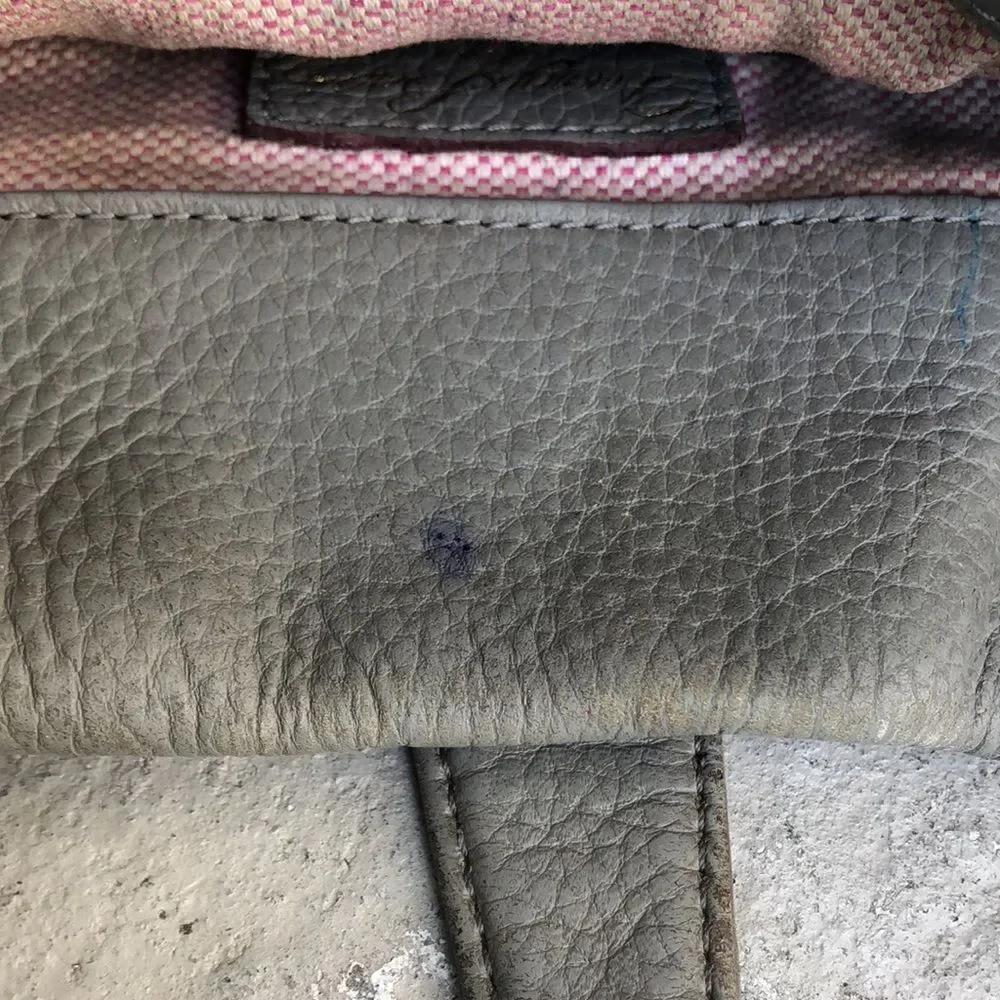 Dooney & Bourke bag